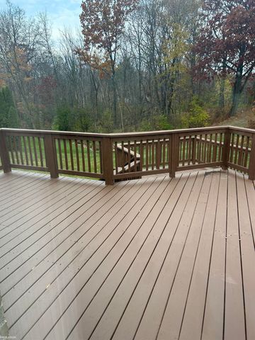 21133 Parkplace Lane, Clinton Township, MI 48036