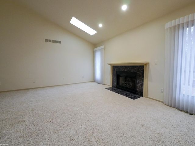 21133 Parkplace Lane, Clinton Township, MI 48036