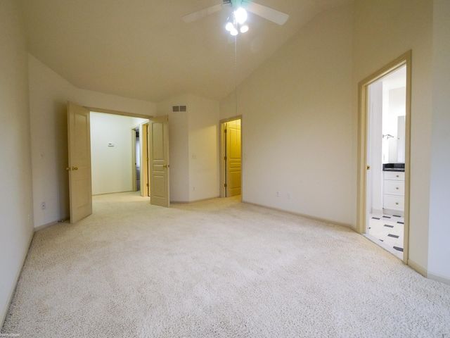 21133 Parkplace Lane, Clinton Township, MI 48036