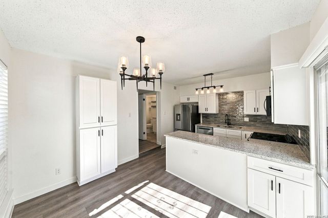 9915 Powhatan Dr Apt B4, San Antonio, TX 78230