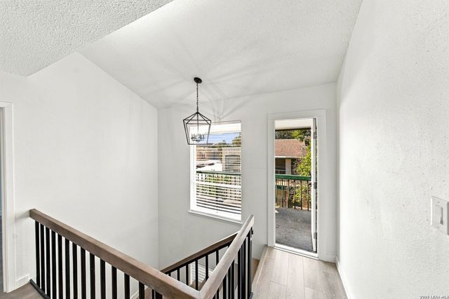 9915 Powhatan Dr Apt B4, San Antonio, TX 78230