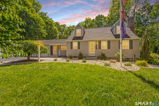102 Knollwood Road, Farmington, CT 06032