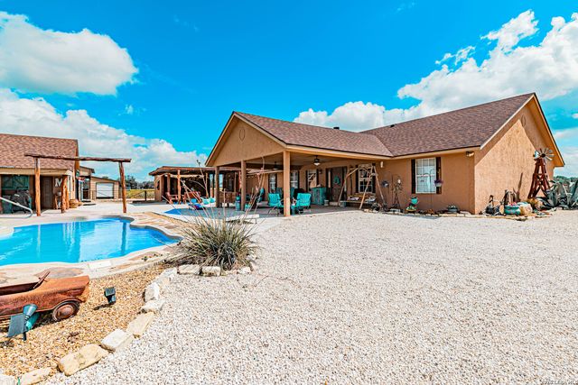 10470 Fm 539, Sutherland Springs, TX 78161
