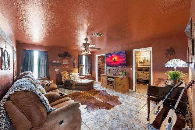 10470 Fm 539, Sutherland Springs, TX 78161