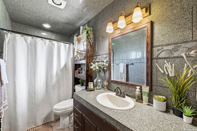 10470 Fm 539, Sutherland Springs, TX 78161