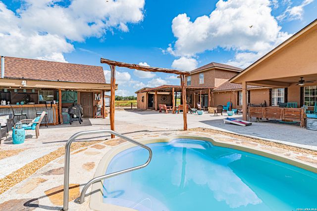 10470 Fm 539, Sutherland Springs, TX 78161
