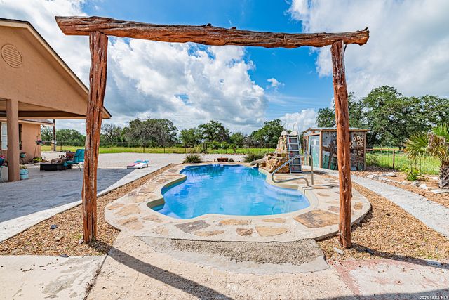 10470 Fm 539, Sutherland Springs, TX 78161