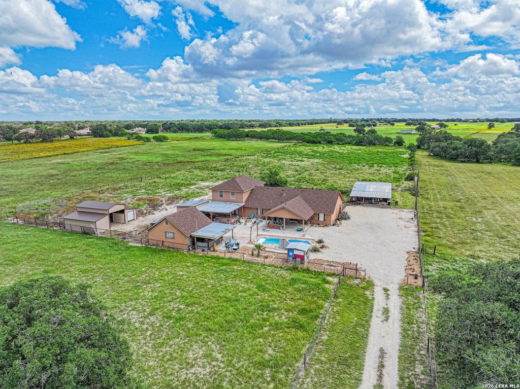 10470 Fm 539, Sutherland Springs, TX 78161