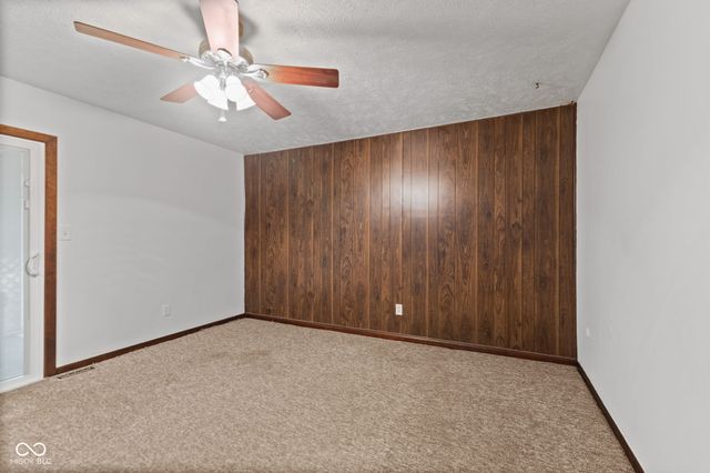 6616 S Lawndale Avenue, Indianapolis, IN 46221