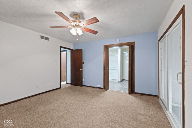 6616 S Lawndale Avenue, Indianapolis, IN 46221