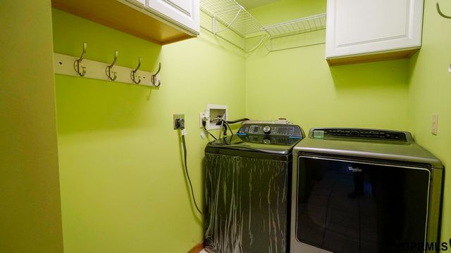 12075 Waldon Circle, Council Bluffs, IA 51503