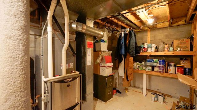 12075 Waldon Circle, Council Bluffs, IA 51503