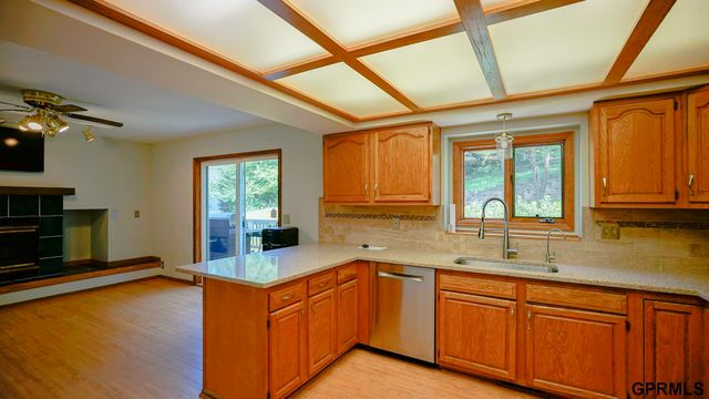12075 Waldon Circle, Council Bluffs, IA 51503