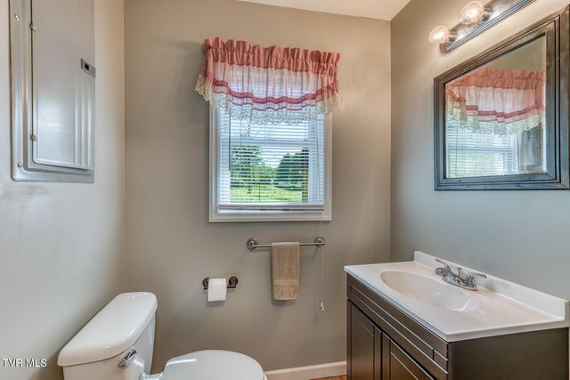 355 Robinson Hollow Lane, Mountain City, TN 37683