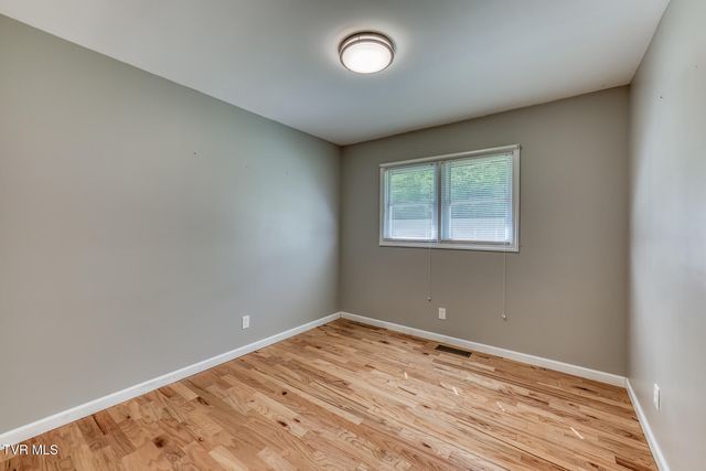 355 Robinson Hollow Lane, Mountain City, TN 37683
