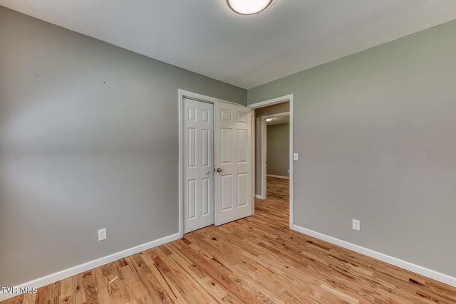 355 Robinson Hollow Lane, Mountain City, TN 37683
