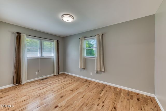 355 Robinson Hollow Lane, Mountain City, TN 37683