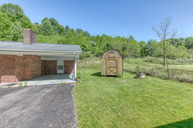 355 Robinson Hollow Lane, Mountain City, TN 37683