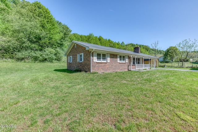355 Robinson Hollow Lane, Mountain City, TN 37683