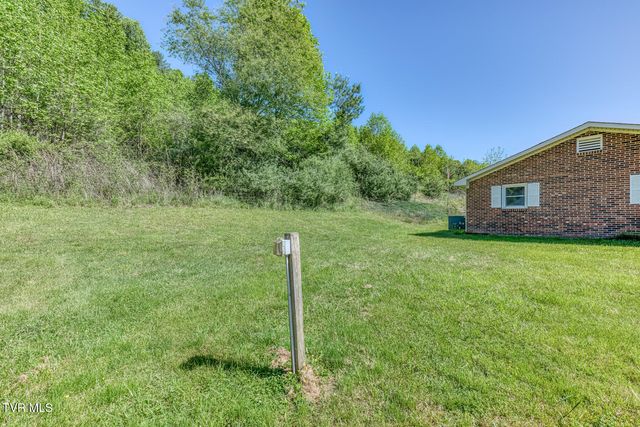 355 Robinson Hollow Lane, Mountain City, TN 37683