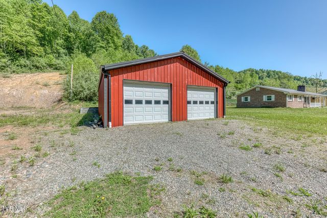 355 Robinson Hollow Lane, Mountain City, TN 37683