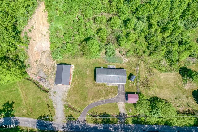 355 Robinson Hollow Lane, Mountain City, TN 37683