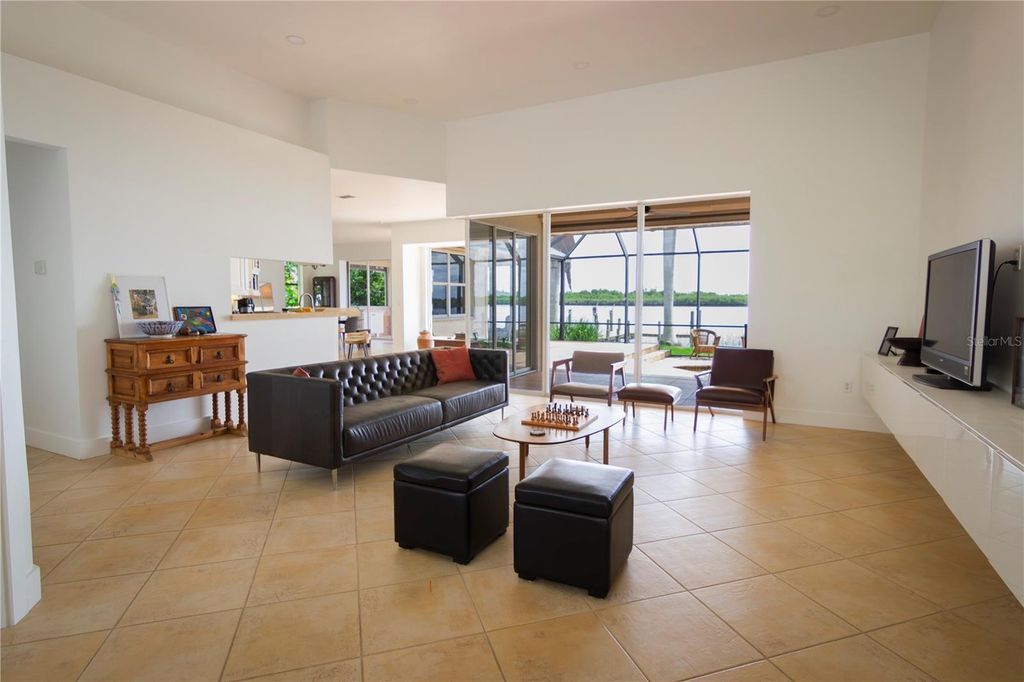Image 3 of property listing at 3656 PEACE RIVER DRIVE, Punta Gorda, FL 33983