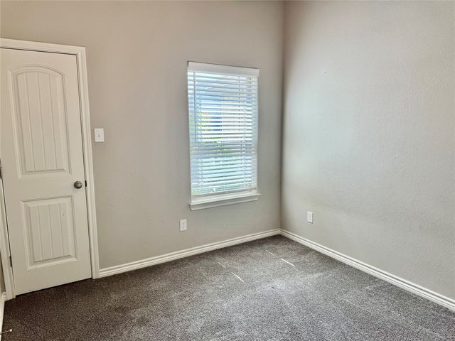 3325 Arrow Creek Drive, Granbury, TX 76049