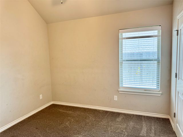 3325 Arrow Creek Drive, Granbury, TX 76049