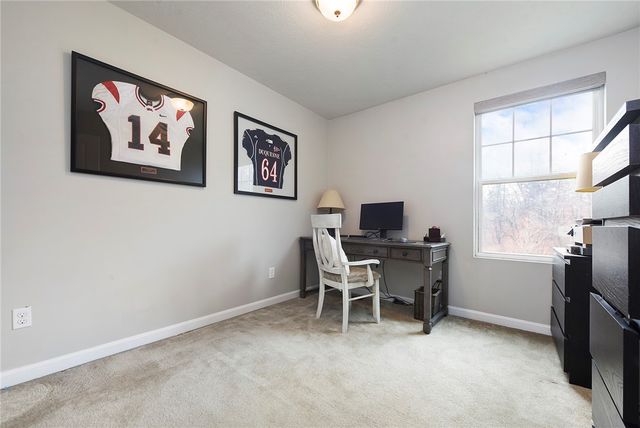 150 Watson Dr, Marshall, PA 15086