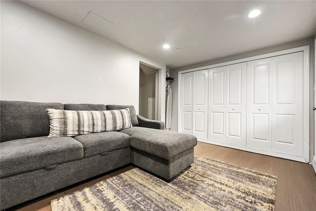 150 Watson Dr, Marshall, PA 15086