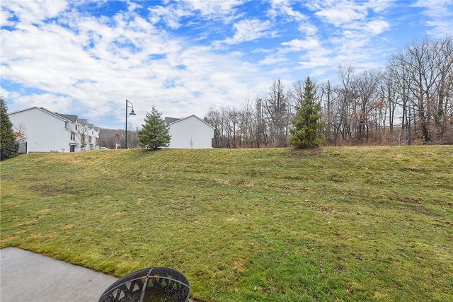 150 Watson Dr, Marshall, PA 15086