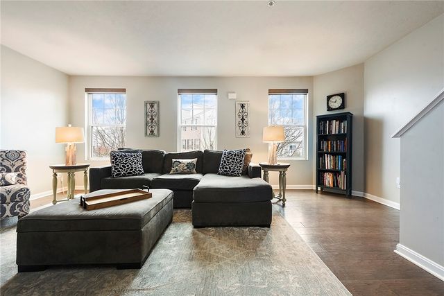 150 Watson Dr, Marshall, PA 15086