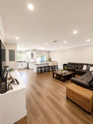 2305 Florida Boulevard 2305, Delray Beach, FL 33483