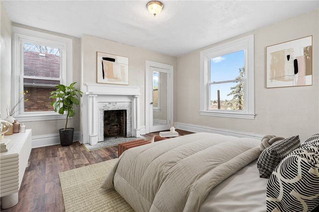 3 E McIntyre, Perry Hilltop, PA 15214