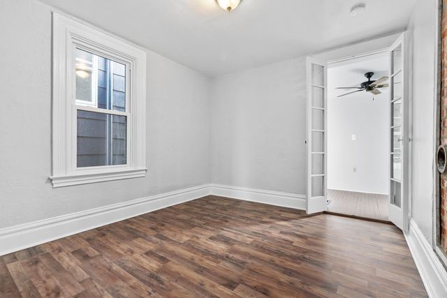 3 E McIntyre, Perry Hilltop, PA 15214