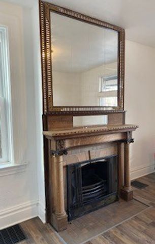 3 E McIntyre, Perry Hilltop, PA 15214