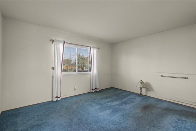 2250 Blossom Crest Way, San Jose, CA 95124