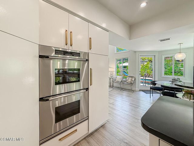 2471 La Granada Drive, Thousand Oaks, CA 91362