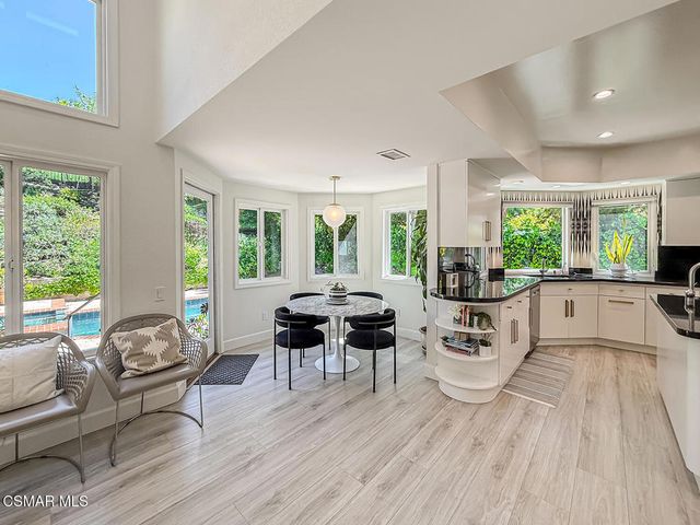 2471 La Granada Drive, Thousand Oaks, CA 91362