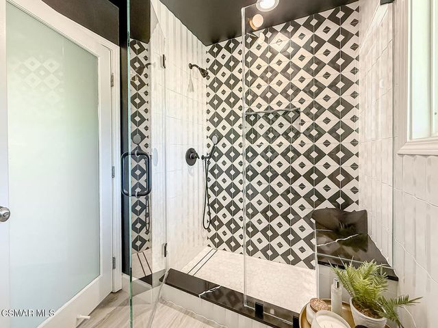 2471 La Granada Drive, Thousand Oaks, CA 91362