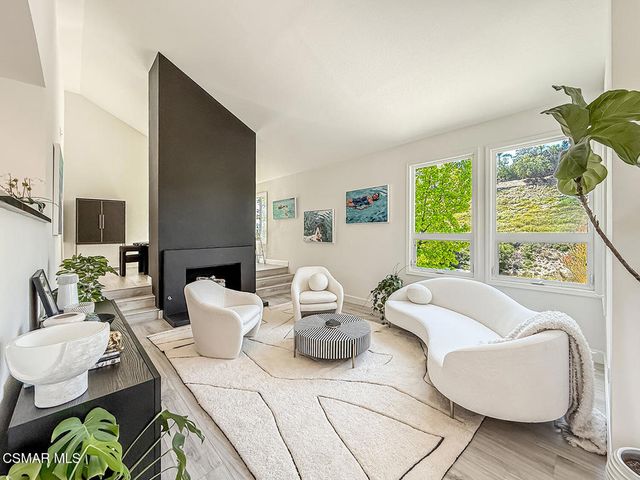 2471 La Granada Drive, Thousand Oaks, CA 91362