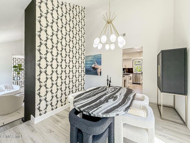 2471 La Granada Drive, Thousand Oaks, CA 91362