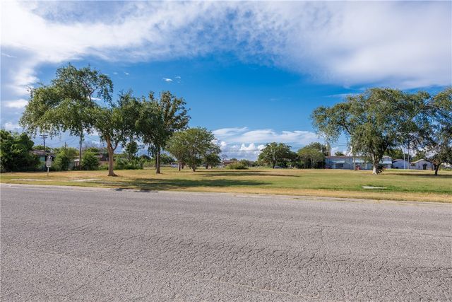 0 Main Ave W, Robstown, TX 78380