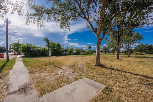 0 Main Ave W, Robstown, TX 78380