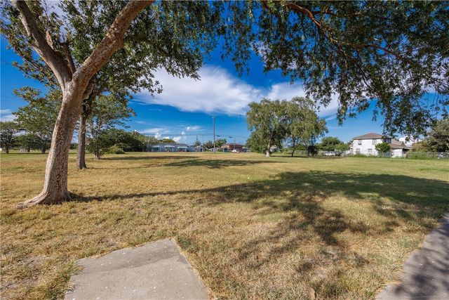 0 Main Ave W, Robstown, TX 78380