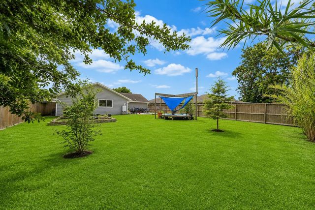 711 Kalmer Street, Pasadena, TX 77502