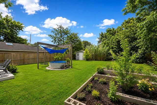 711 Kalmer Street, Pasadena, TX 77502