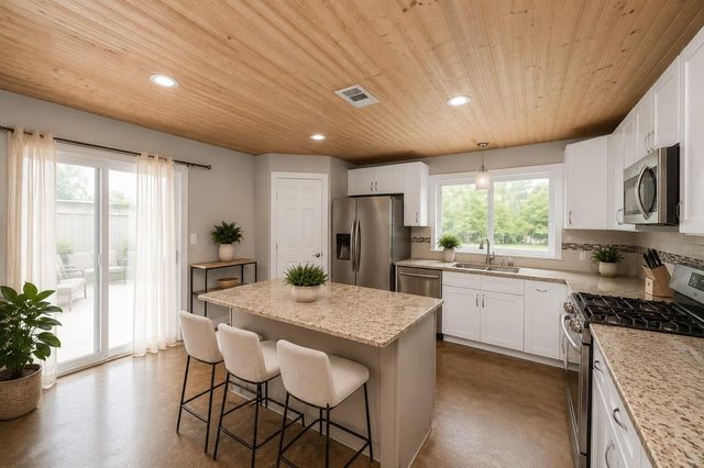 711 Kalmer Street, Pasadena, TX 77502