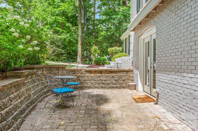 175 Woodstream Circle, Mooresville, NC 28117